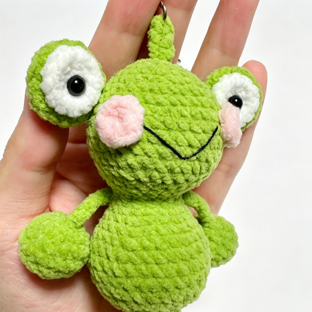 Dangling Legs Green Frog Charm — Star Clip Chenille Keychain 🐸⭐