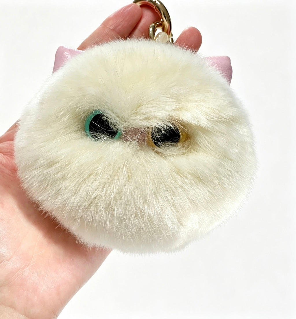 Fluffy Odd-Eyed White Cat — Genuine Rex Rabbit Fur Charm 🐱🤍