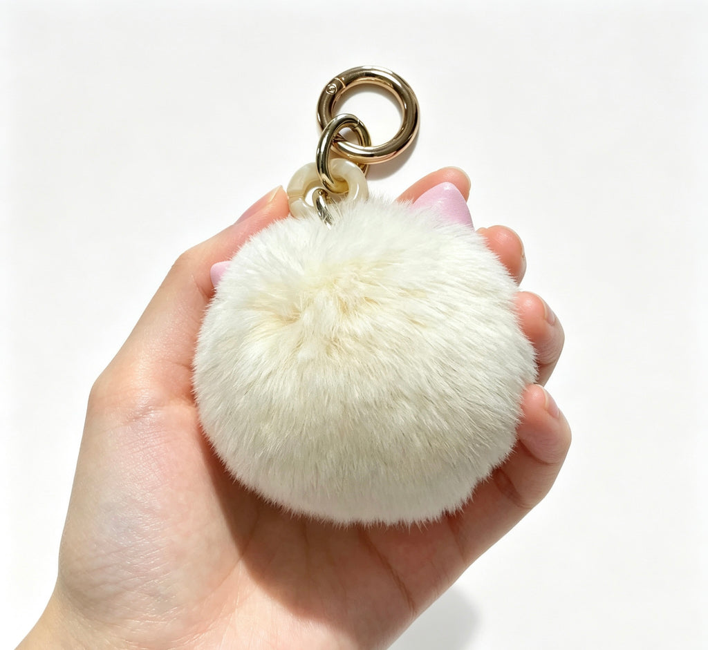 Fluffy Odd-Eyed White Cat — Genuine Rex Rabbit Fur Charm 🐱🤍