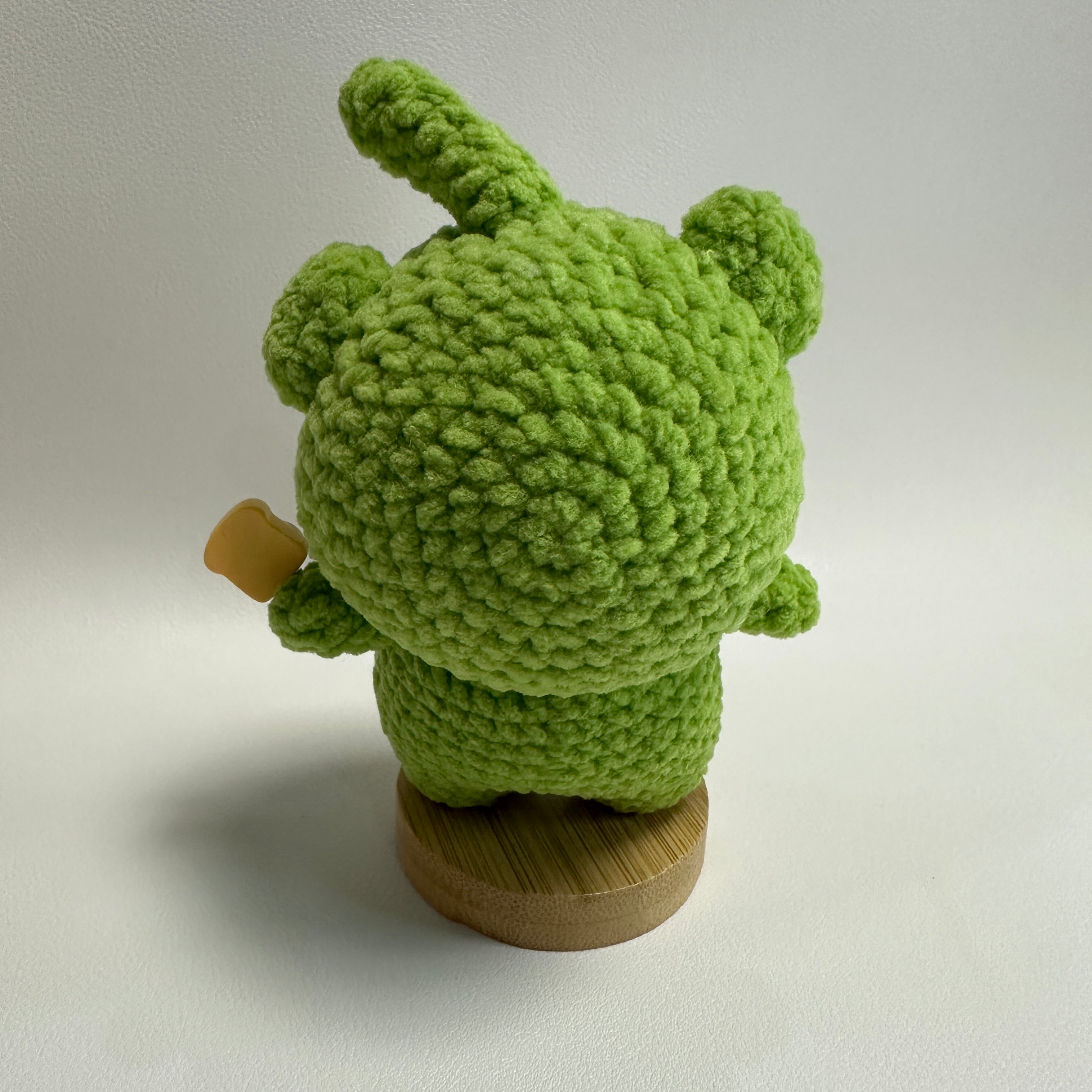 Handmade Crochet Bear Plush – Green Frog Hoodie Doll | 12cm Amigurumi