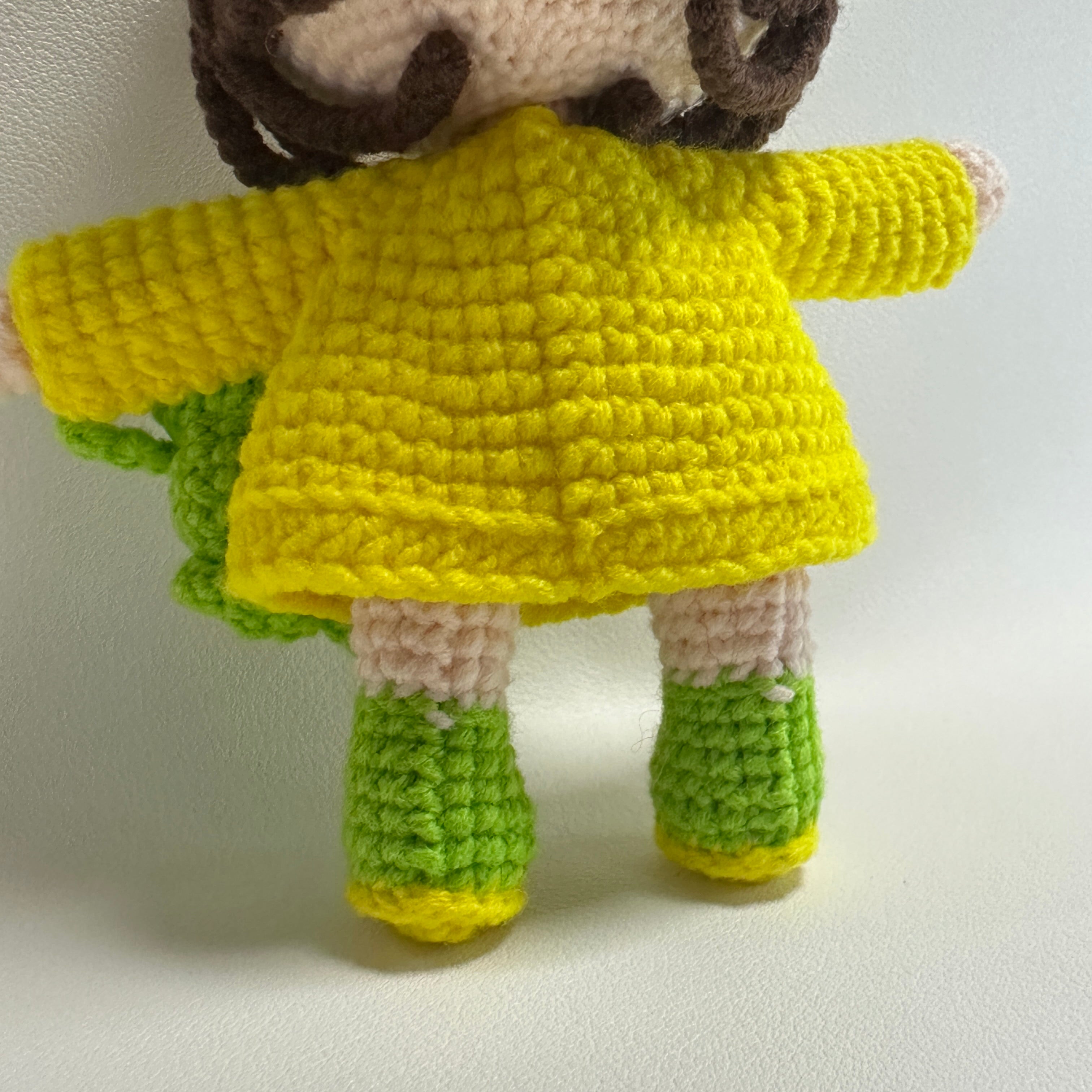 Handmade Crochet Frog Girl Keychain – Gold Glasses, Yellow Raincoat & Mini Frog Buddy | 13cm Amigurumi Charm