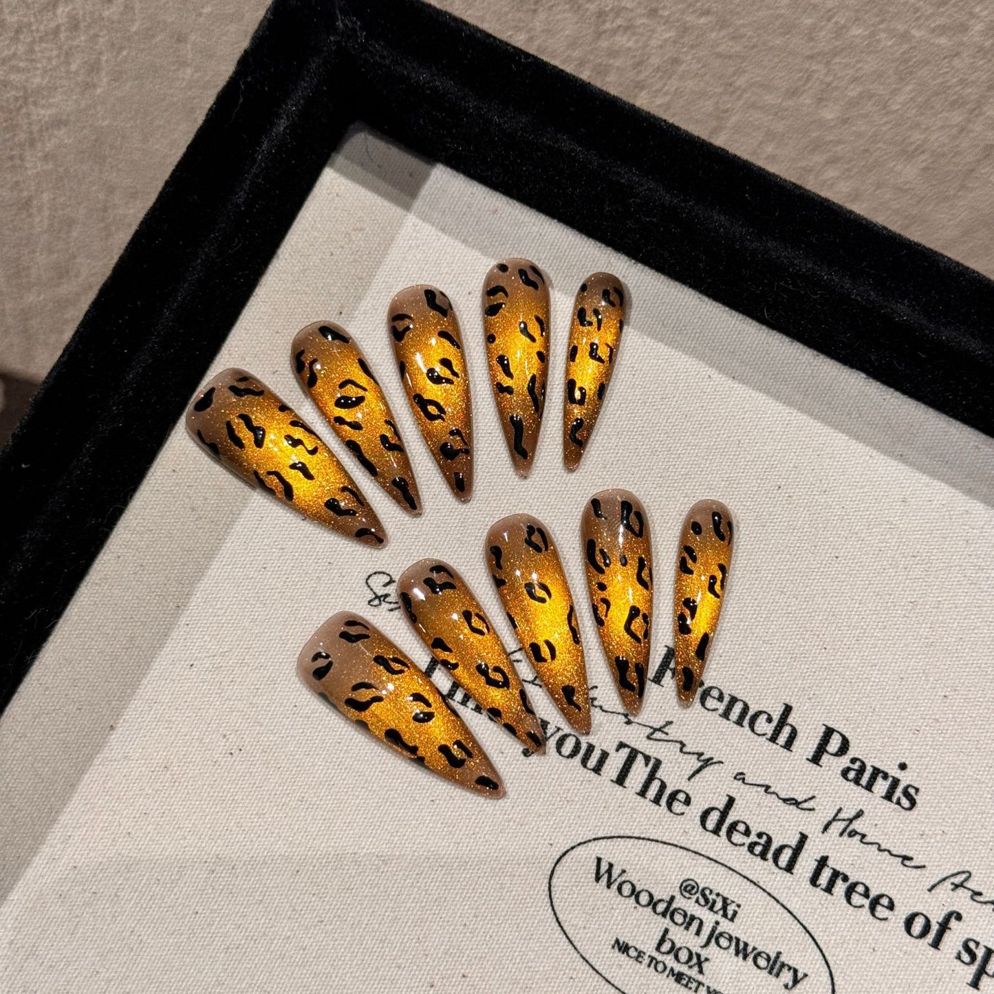 Luxury Tiger Leopard Print Cat Eye Press-On Nails - Handmade Reusable Manicure