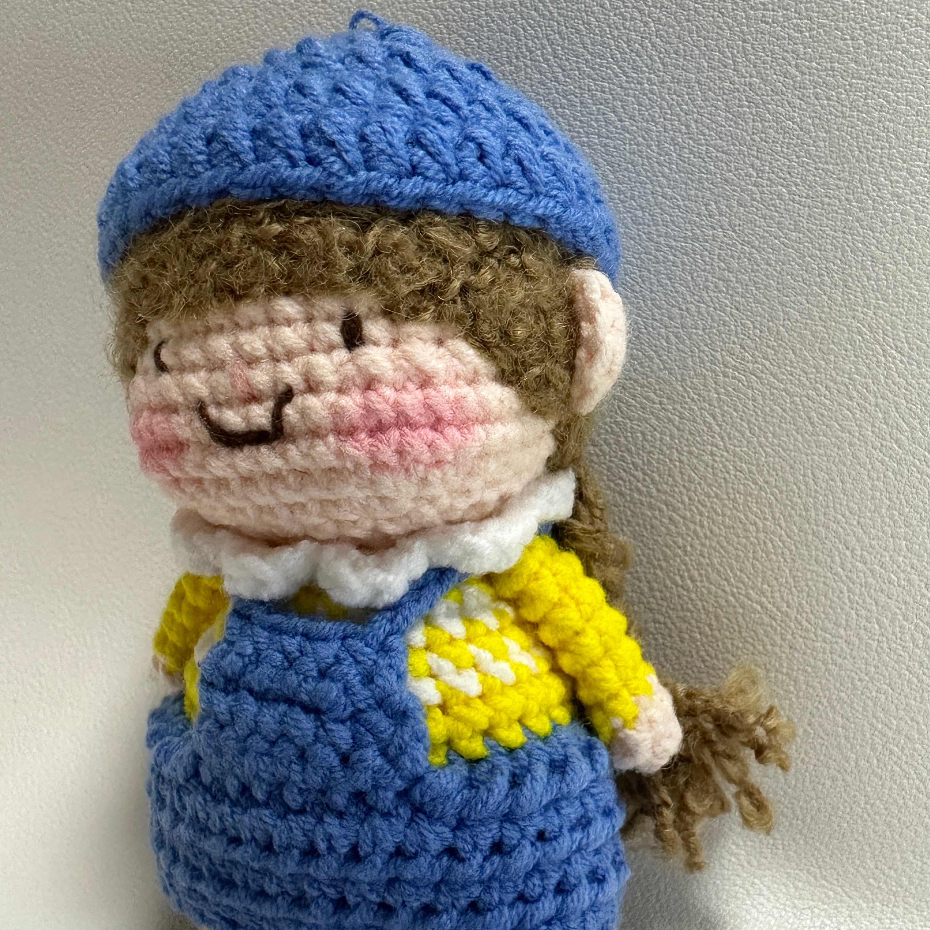 Handmade Crochet Girl Keychain – Blue Beret, Yellow Sweater & Pinafore Dress | 10cm Amigurumi Charm