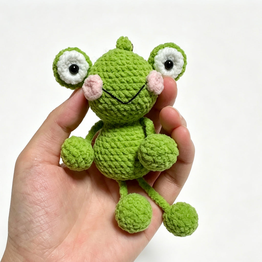 Dangling Legs Green Frog Charm — Star Clip Chenille Keychain 🐸⭐