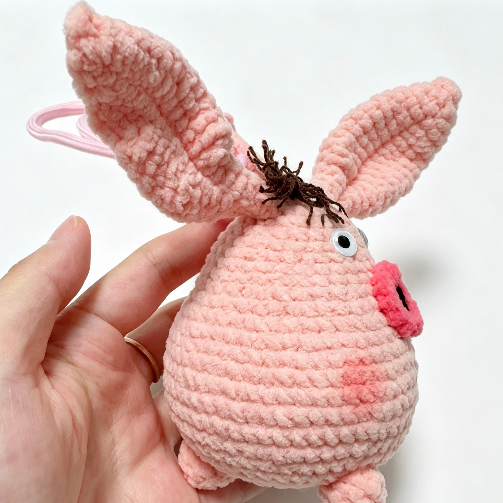 Taiyi’s Pig Amigurumi Charm — Handmade Crochet Keychain Doll