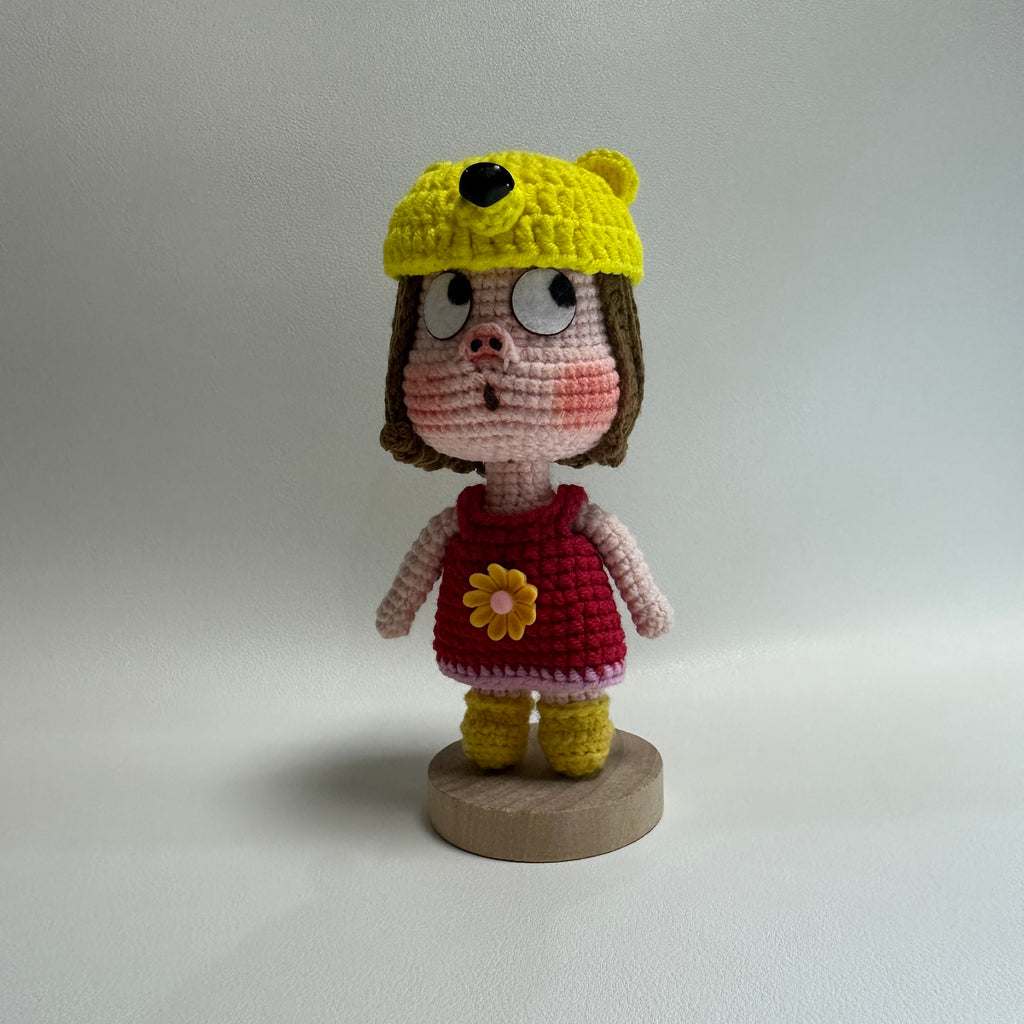 Handmade Crochet Pig Girl Doll – Removable Yellow Fish Hat | 12cm Amigurumi